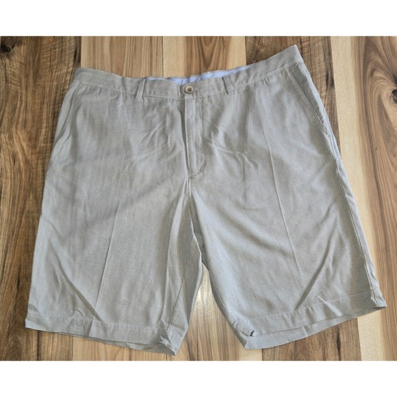 Tommy Bahama Silk Blend Shorts Mens Tan Size 40 Chino Flat Front - Picture 1 of 7
